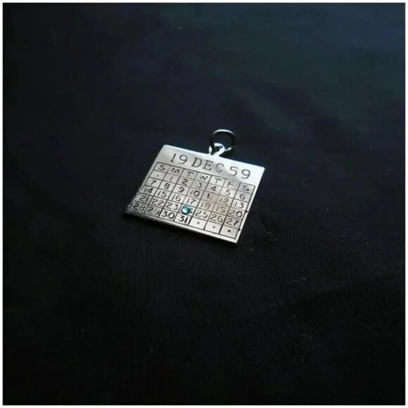 Vintage Charm Bracelet Charm, Sterling Silver, is Dated 12/24/1959 - Picture 3 of 9